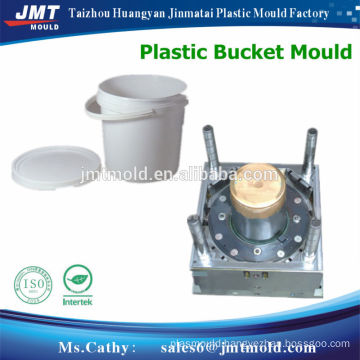 bucket lid moulding